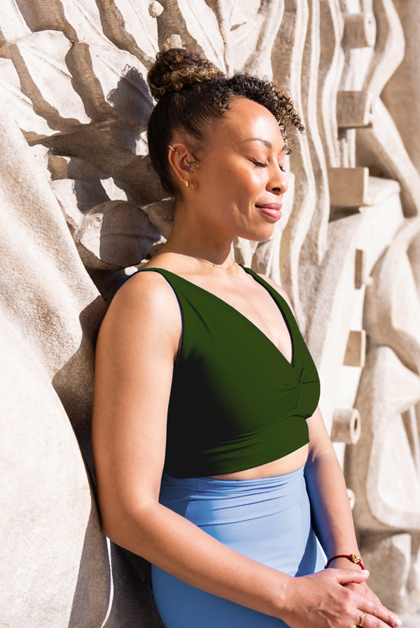 V-Neck Draped Top Uni Colors